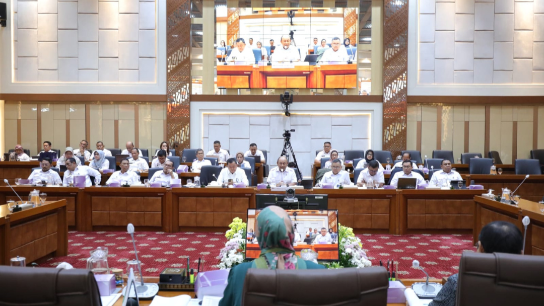Rapat dengan Komisi IX DPR, BGN Kaur Paparkan Progres MBG 