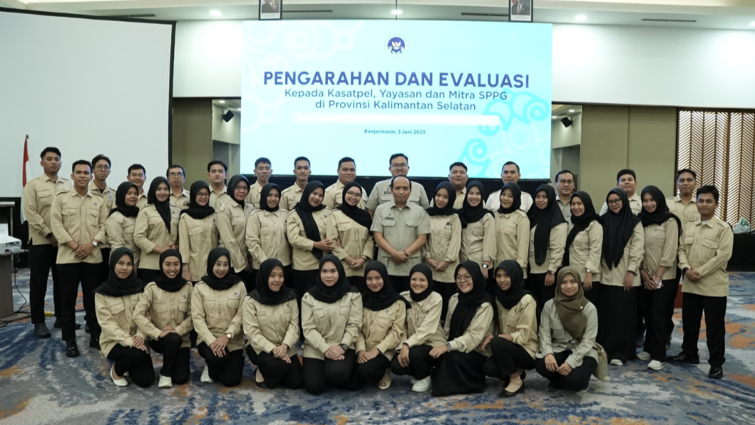 Permudah Pengawasan MBG, BGN Kaur Gelar Sosialisasi dan Bimtek Tauwas Care di Dua Provinsi Kalimantan